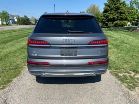 More photos of 2021 Audi Q7 45 Premium Plus at Noblesville Imports, IN