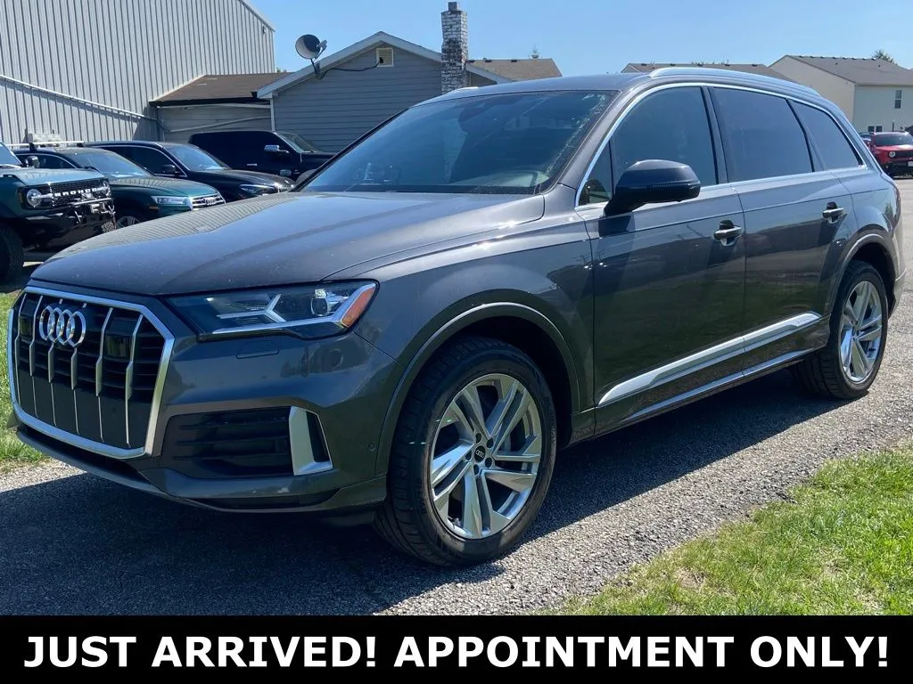 Gray 2021 Audi Q7 45 Premium Plus for sale in Noblesville, IN
