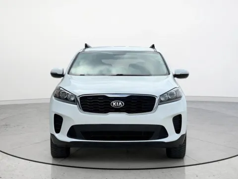 More photos of 2020 Kia Sorento LX at Noblesville Imports, IN