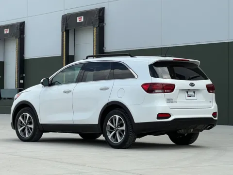 More photos of 2020 Kia Sorento LX at Noblesville Imports, IN