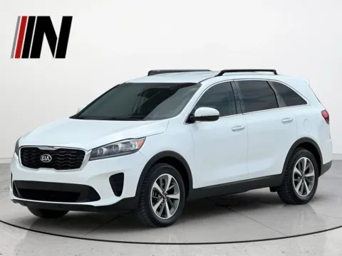 White 2020 Kia Sorento LX for sale in Noblesville, IN