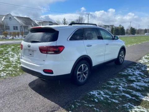 More photos of 2020 Kia Sorento LX at Noblesville Imports, IN