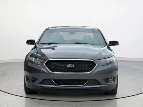 More photos of 2018 Ford Taurus SHO at Noblesville Imports, IN