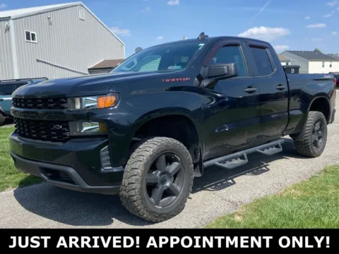 Black 2020 Chevrolet Silverado 1500 Custom for sale in Noblesville, IN