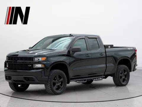 Black 2020 Chevrolet Silverado 1500 Custom for sale in Noblesville, IN