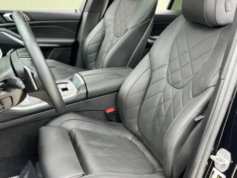 More photos of 2023 BMW X5 xDrive40i at Noblesville Imports, IN
