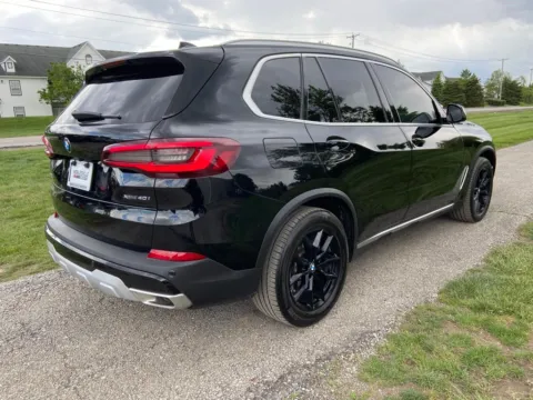 More photos of 2023 BMW X5 xDrive40i at Noblesville Imports, IN