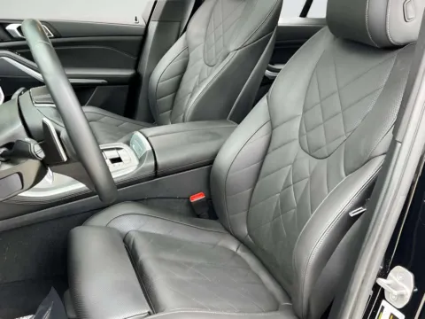 More photos of 2023 BMW X5 xDrive40i at Noblesville Imports, IN