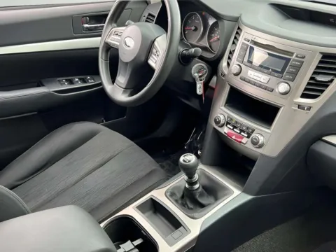 More photos of 2013 Subaru Legacy 2.5i at Noblesville Imports, IN