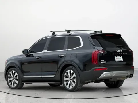 More photos of 2022 Kia Telluride SX at Noblesville Imports, IN