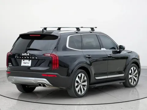 Photos of 2022 Kia Telluride SX for sale in Noblesville, IN at Noblesville Imports