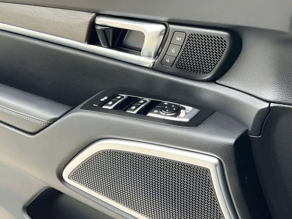 2022 Kia Telluride SX - Photo 37