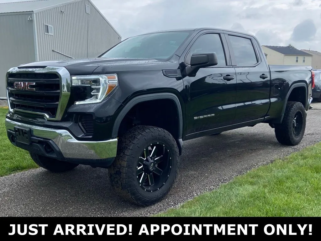 Black 2021 GMC Sierra 1500 for sale in Noblesville, IN