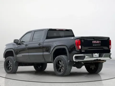 More photos of 2021 GMC Sierra 1500 at Noblesville Imports, IN