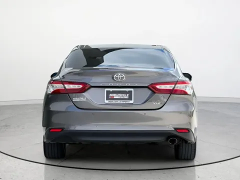 More photos of 2018 Toyota Camry XLE at Noblesville Imports, IN