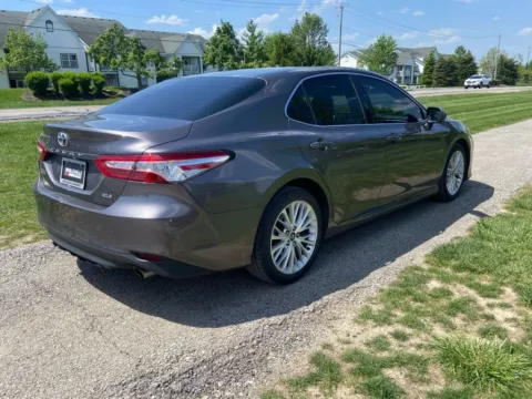 More photos of 2018 Toyota Camry XLE at Noblesville Imports, IN
