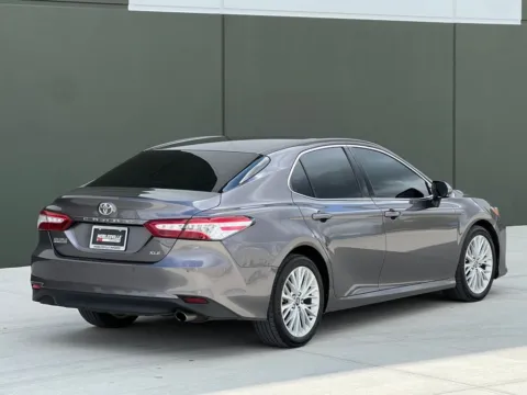 Photos of 2018 Toyota Camry XLE for sale in Noblesville, IN at Noblesville Imports