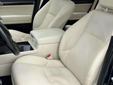 More photos of 2020 Lexus GX 460 at Noblesville Imports, IN