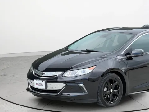 More photos of 2017 Chevrolet Volt Premier at Noblesville Imports, IN