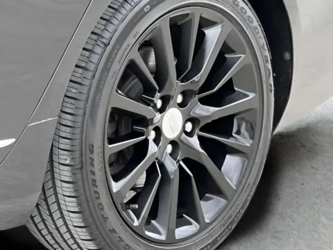 More photos of 2017 Cadillac CT6 3.6L Premium Luxury at Noblesville Imports, IN
