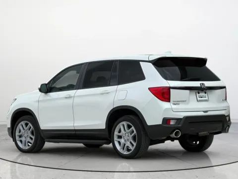 Photos of 2024 Honda Passport EX-L for sale in Noblesville, IN at Noblesville Imports