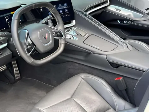 More photos of 2022 Chevrolet Corvette Stingray at Noblesville Imports, IN