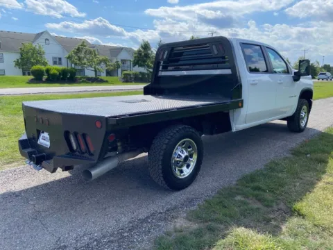 More photos of 2022 Chevrolet Silverado 2500HD LT at Noblesville Imports, IN