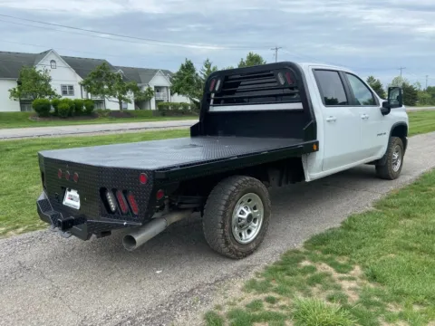 More photos of 2022 Chevrolet Silverado 2500HD LT at Noblesville Imports, IN