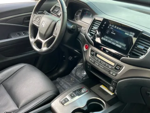 Another view of 2023 Honda Passport EX-L for sale in Noblesville, IN at Noblesville Imports