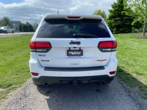 More photos of 2019 Jeep Grand Cherokee Trailhawk at Noblesville Imports, IN
