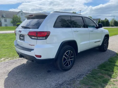 More photos of 2019 Jeep Grand Cherokee Trailhawk at Noblesville Imports, IN