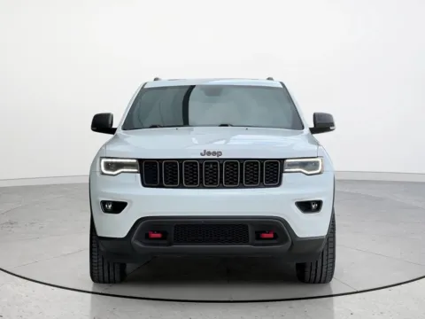 More photos of 2019 Jeep Grand Cherokee Trailhawk at Noblesville Imports, IN