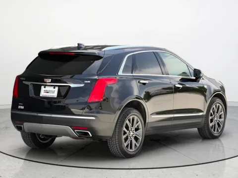 Photos of 2018 Cadillac XT5 Platinum for sale in Noblesville, IN at Noblesville Imports