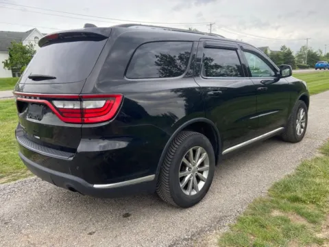 More photos of 2018 Dodge Durango SXT at Noblesville Imports, IN