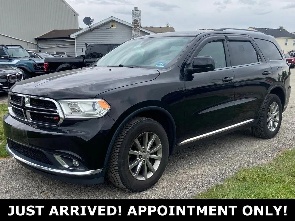 Black 2018 Dodge Durango SXT for sale in Noblesville, IN