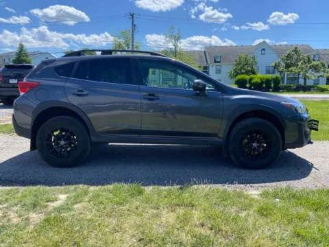 More photos of 2021 Subaru Crosstrek Limited at Noblesville Imports, IN