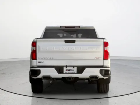 More photos of 2019 Chevrolet Silverado 1500 RST at Noblesville Imports, IN