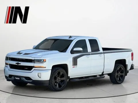 White 2017 Chevrolet Silverado 1500 LT for sale in Noblesville, IN