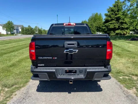 More photos of 2020 Chevrolet Colorado Z71 at Noblesville Imports, IN