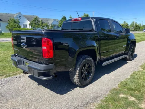More photos of 2020 Chevrolet Colorado Z71 at Noblesville Imports, IN