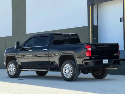 More photos of 2020 Chevrolet Silverado 3500HD High Country at Noblesville Imports, IN