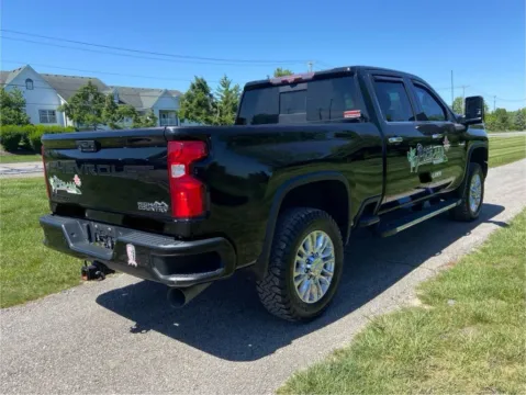 More photos of 2020 Chevrolet Silverado 3500HD High Country at Noblesville Imports, IN
