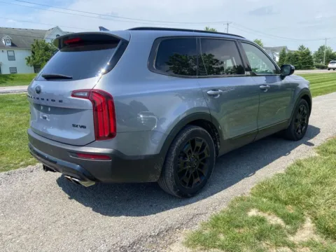 More photos of 2021 Kia Telluride SX at Noblesville Imports, IN