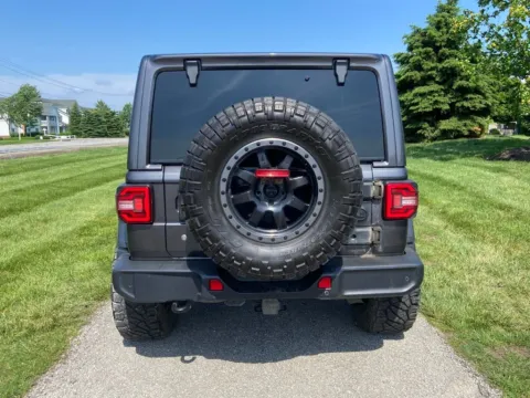 More photos of 2020 Jeep Wrangler Unlimited Sahara at Noblesville Imports, IN