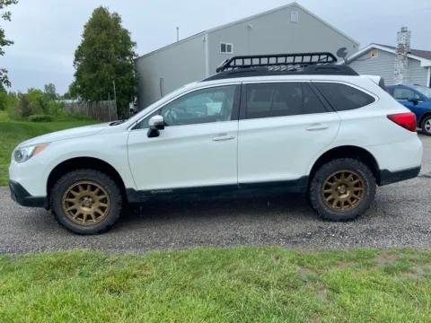 Photos of 2016 Subaru Outback 3.6R for sale in Noblesville, IN at Noblesville Imports