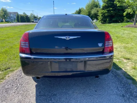 More photos of 2007 Chrysler 300C at Noblesville Imports, IN