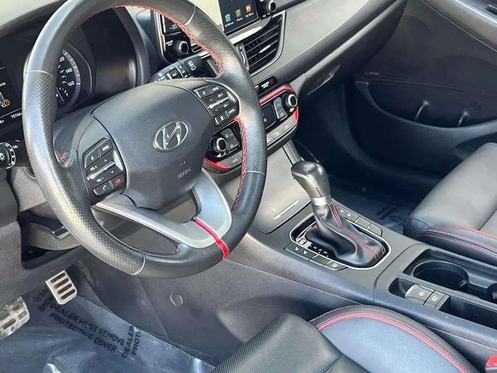 2018 Hyundai Elantra GT GT Sport - Photo 8