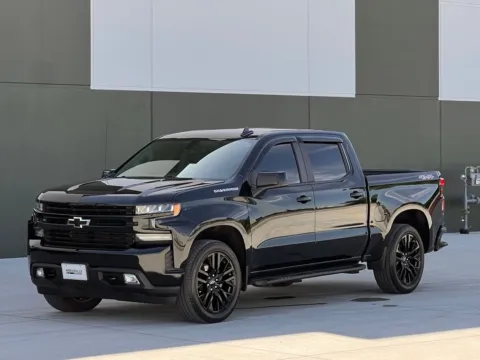 Black 2019 Chevrolet Silverado 1500 RST for sale in Noblesville, IN