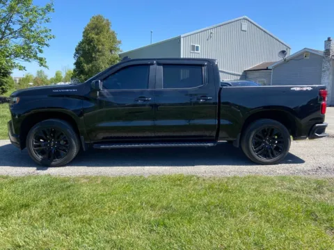 Photos of 2019 Chevrolet Silverado 1500 RST for sale in Noblesville, IN at Noblesville Imports