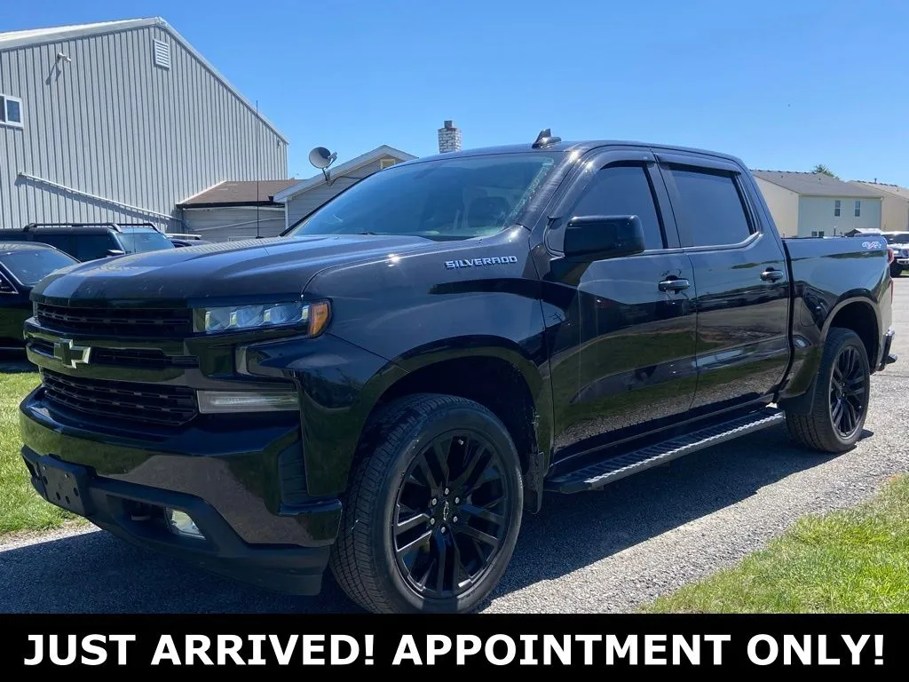 Black 2019 Chevrolet Silverado 1500 RST for sale in Noblesville, IN